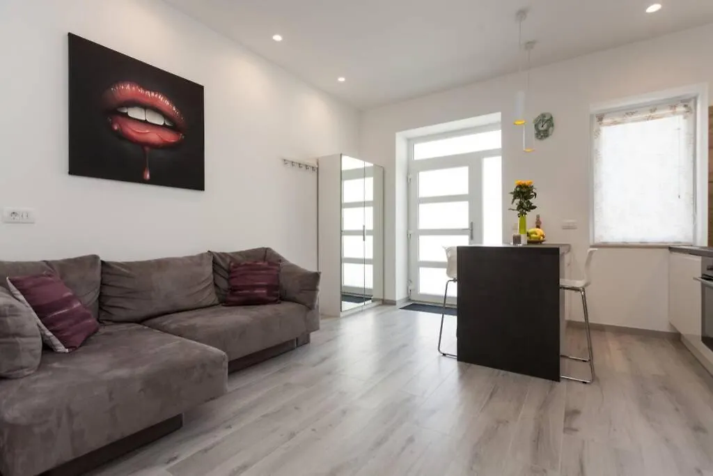 شقة Apartman Luna بولا كرواتيا